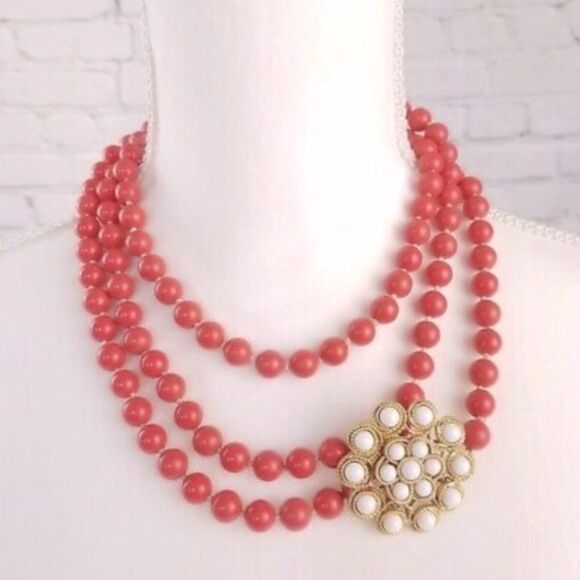 stella & dot ~  la coco red necklace & paradise brooch set - Picture 2 of 11